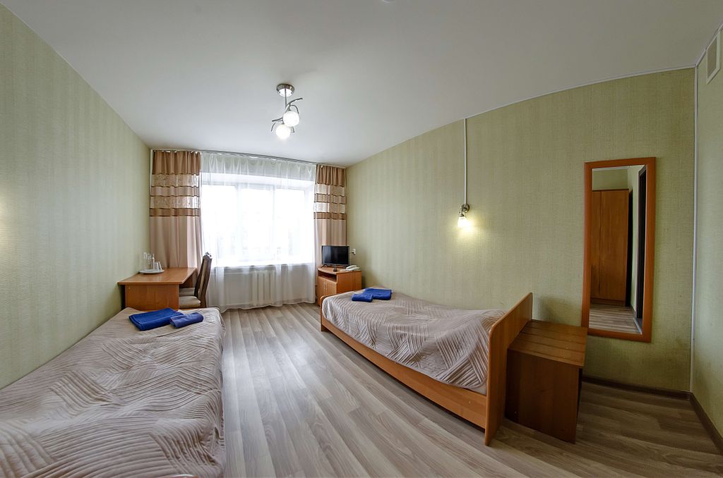 Двухместный номер с 2 отдельными кроватями (пятая категория эконом)