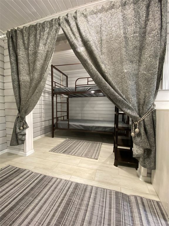 Семейный номер 6-местный