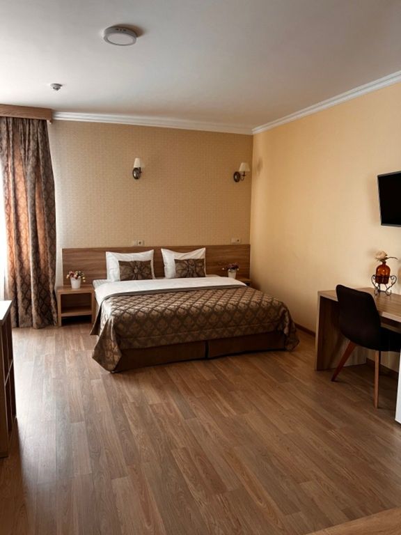 Двухместный номер с 1 кроватью Улучшенный