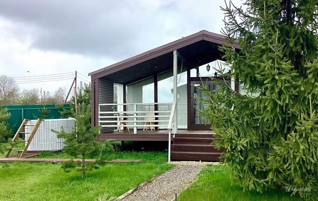 Дом Сканди с купелью