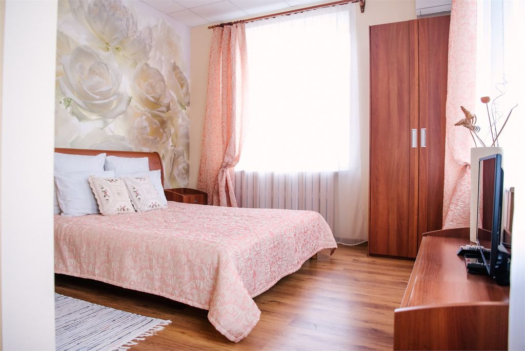 Двухместный номер с 1 кроватью Полулюкс