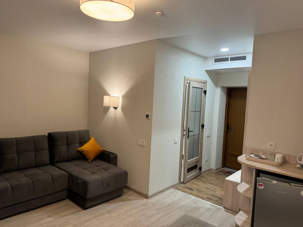 Трёхместный номер люкс