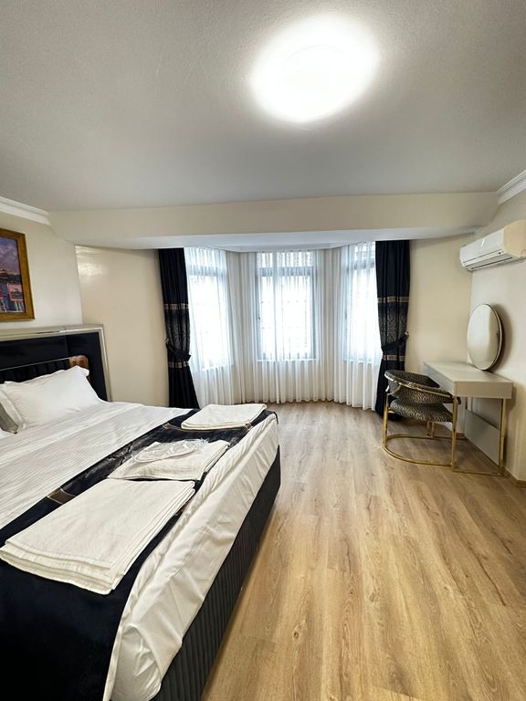 Семейный номер 202