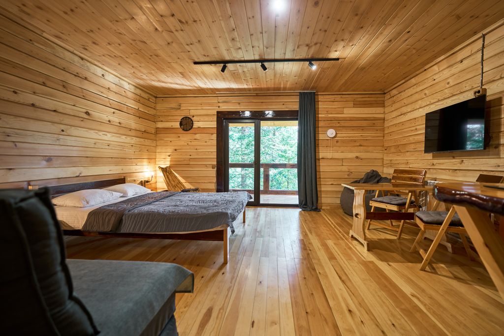 Семейный улучшенный с видом на горы