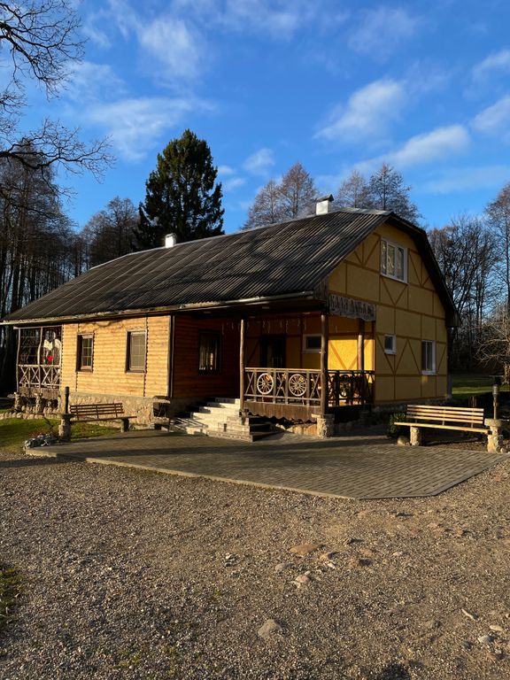 Дом озерный