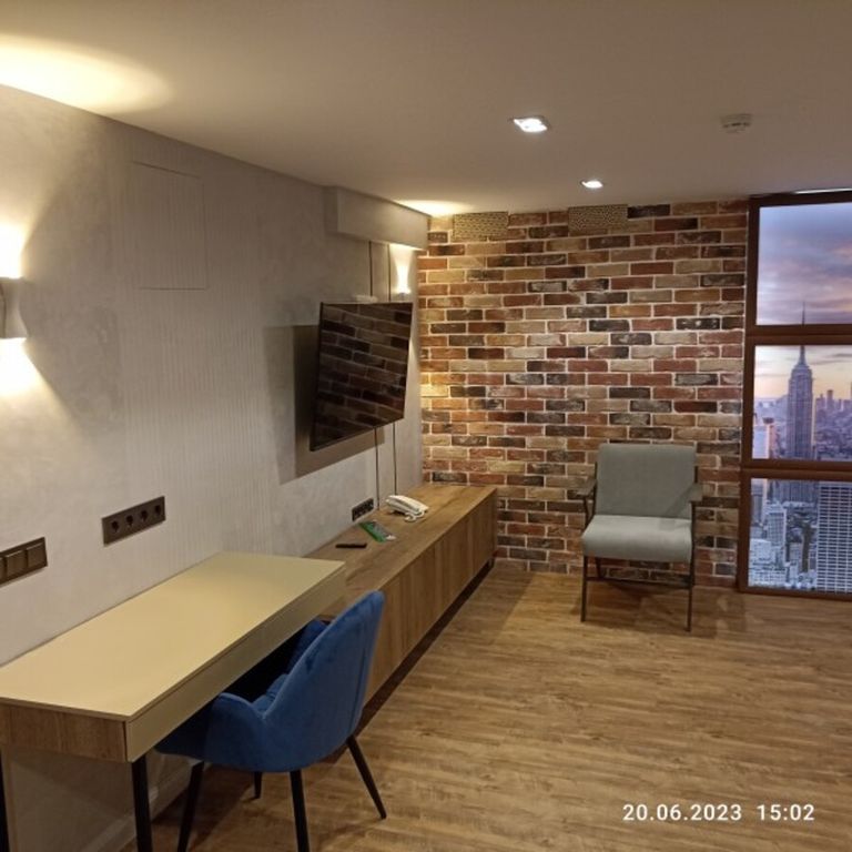 Апартаменты с плавательным бассейном и сауной - цокольный этаж