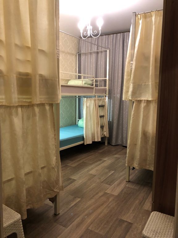 Многоместный смешанный шестиместный