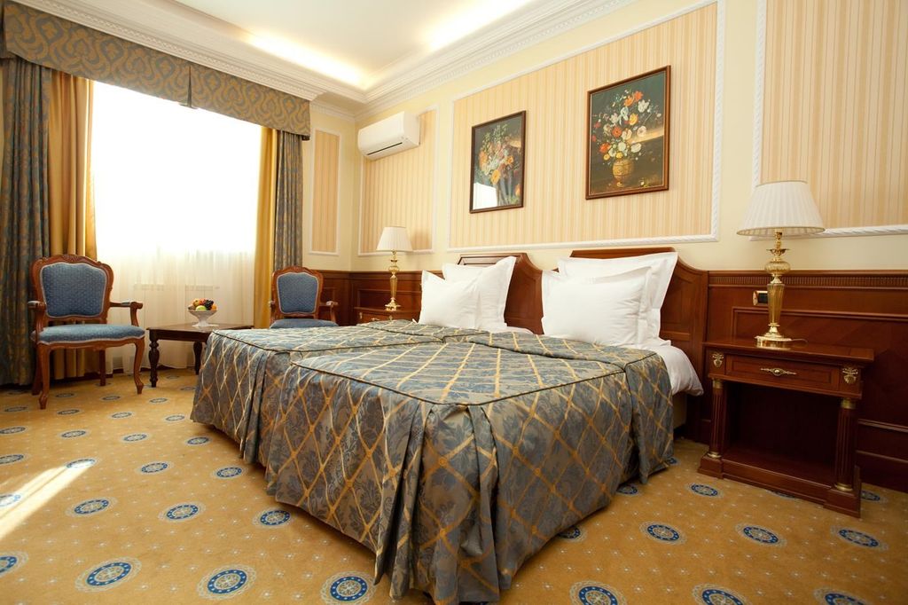 Двухместный номер с 2 отдельными кроватями делюкс