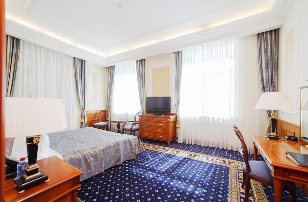 Двухместный номер с 1 кроватью люкс № 7