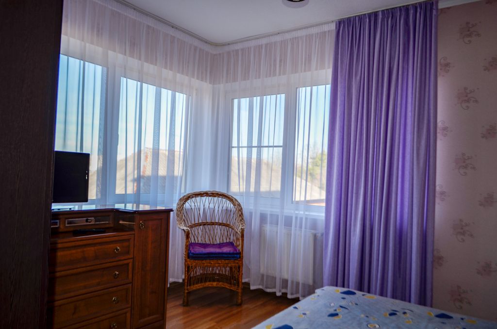 Четырёхместный номер стандарт с видом на город