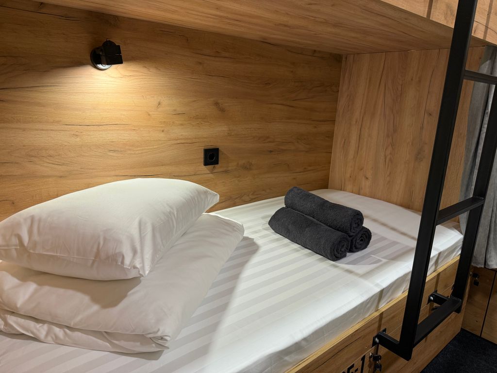 Многоместный смешанный номер просторный 6-местный