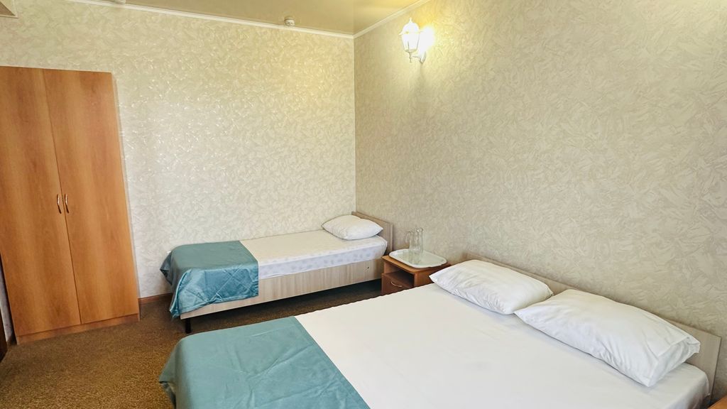 Трёхместный номер стандарт