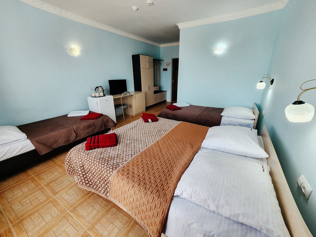 Четырёхместный номер стандарт