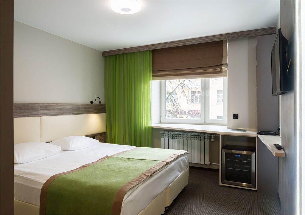 Двухместный номер с 2 отдельными кроватями или 1 двуспальной улучшенный стандарт