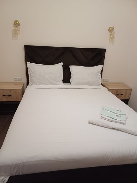 Четырёхместный номер люкс с видом на город