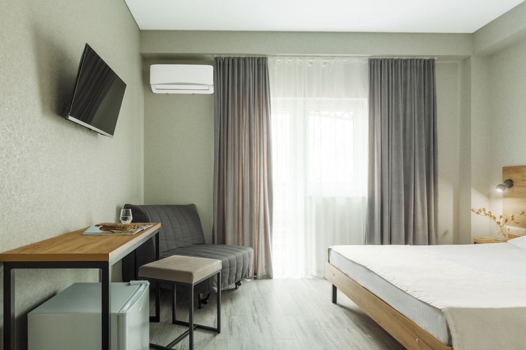 Двухместный номер с 1 кроватью стандарт (Корпуса №3 и №4)