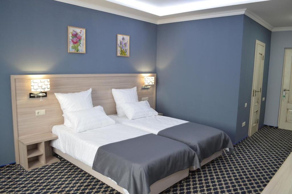 Трёхместный номер улучшенный