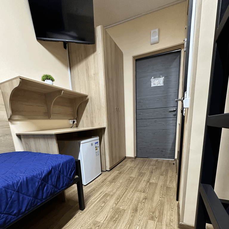 Многоместный женский номер нижнее место