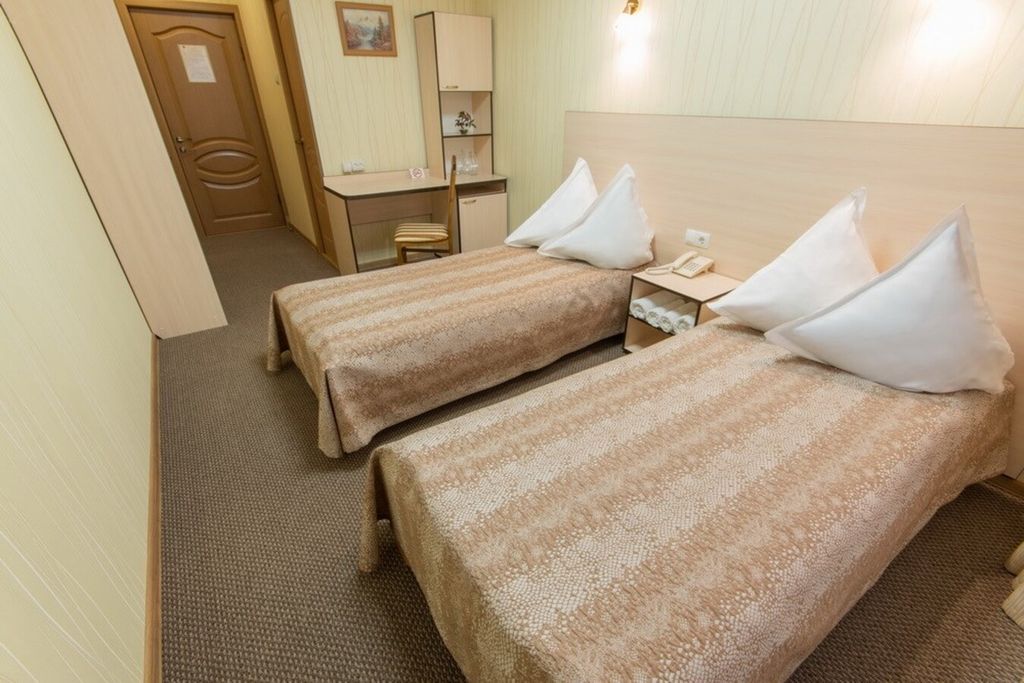 Двухместный номер с 2 отдельными кроватями стандарт