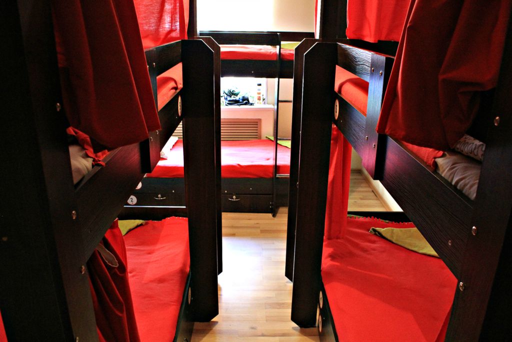 Многоместный смешанный номер эконом (душ/туалет общий)