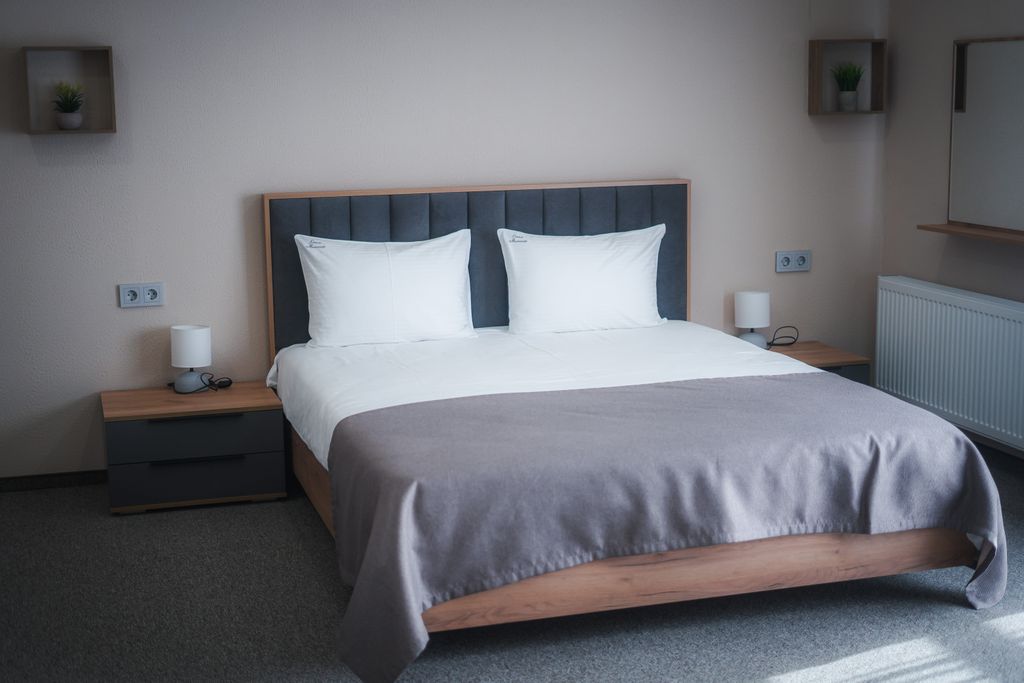 Четырёхместный номер улучшенный с видом на горы