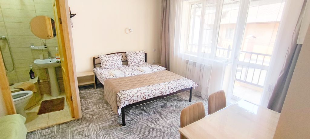 Трёхместный номер 14