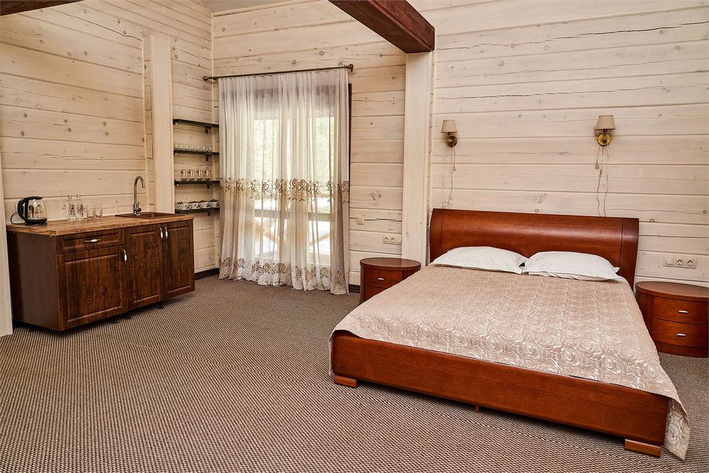 Двухместный номер с 1 кроватью VIP house 4