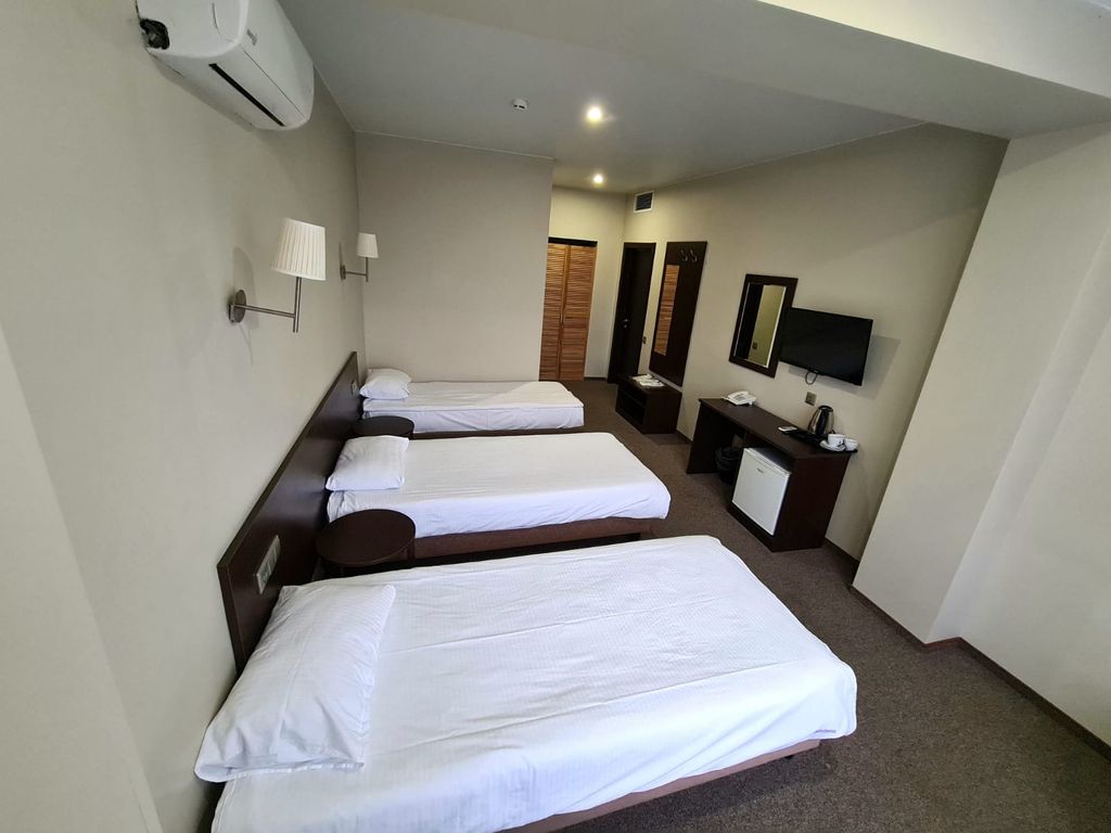 Трёхместный номер улучшенный