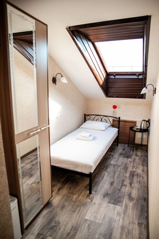 Одноместный номер эконом класса (5 этаж без лифта)