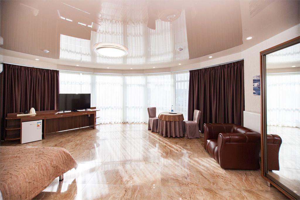 Двухместный номер с 1 кроватью люкс