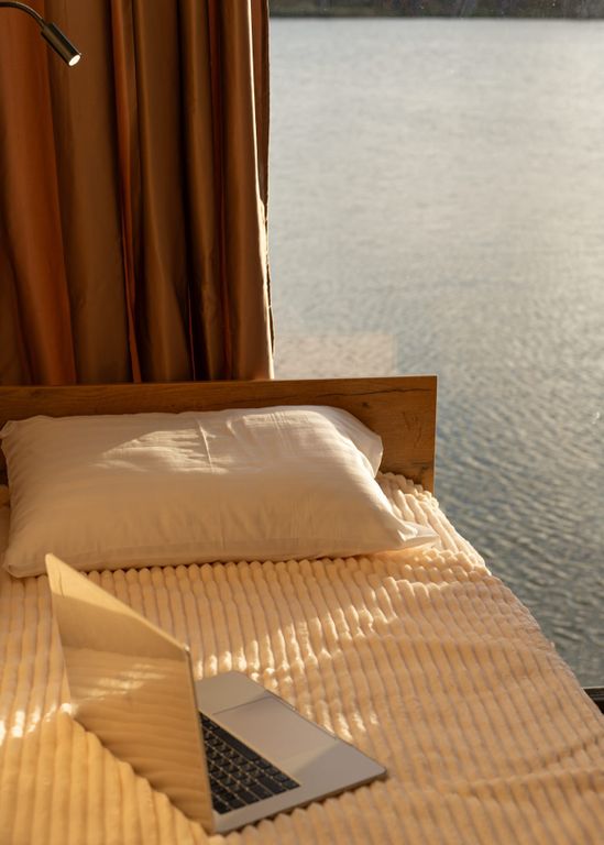 Вагончик 3А модуль с видом на озеро