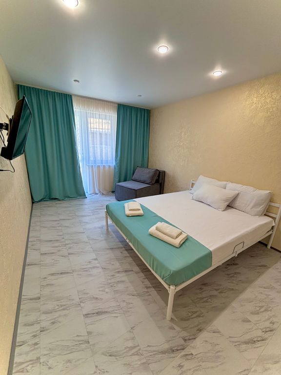 Апартаменты Двухкомнатные апартаменты с собственной кухней до 6 человек