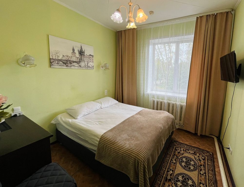 Двухместный номер с 1 кроватью стандартный номера с 1 двухспальной кроватью