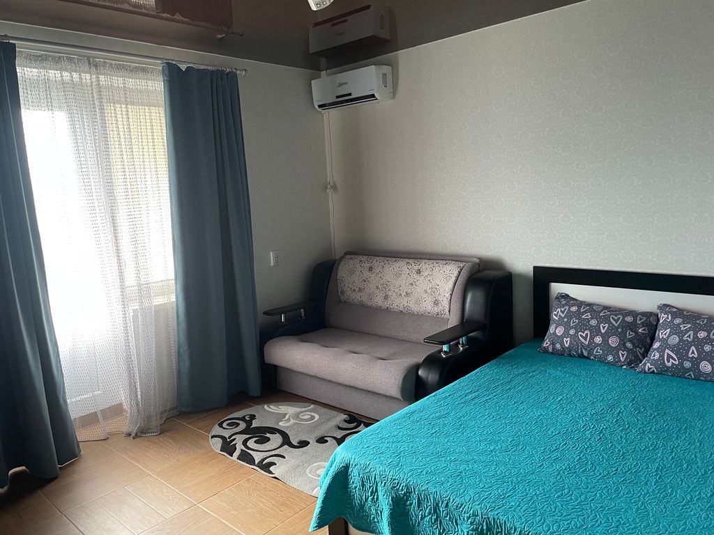 Трёхместный номер улучшенный с видом на море