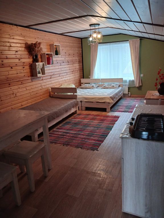 Трёхместный номер студия