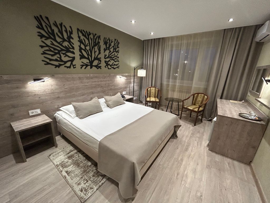 Двухместный номер с 1 кроватью стандарт+ улучшенный