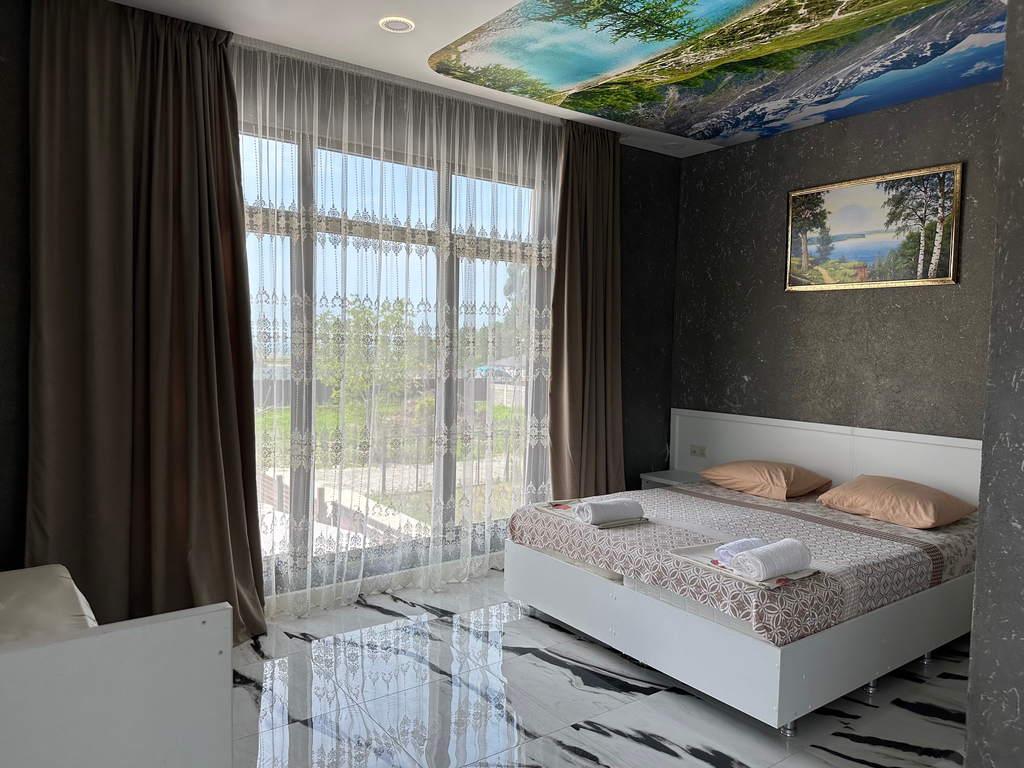 Трёхместный номер делюкс "Blue Wave" без балкона