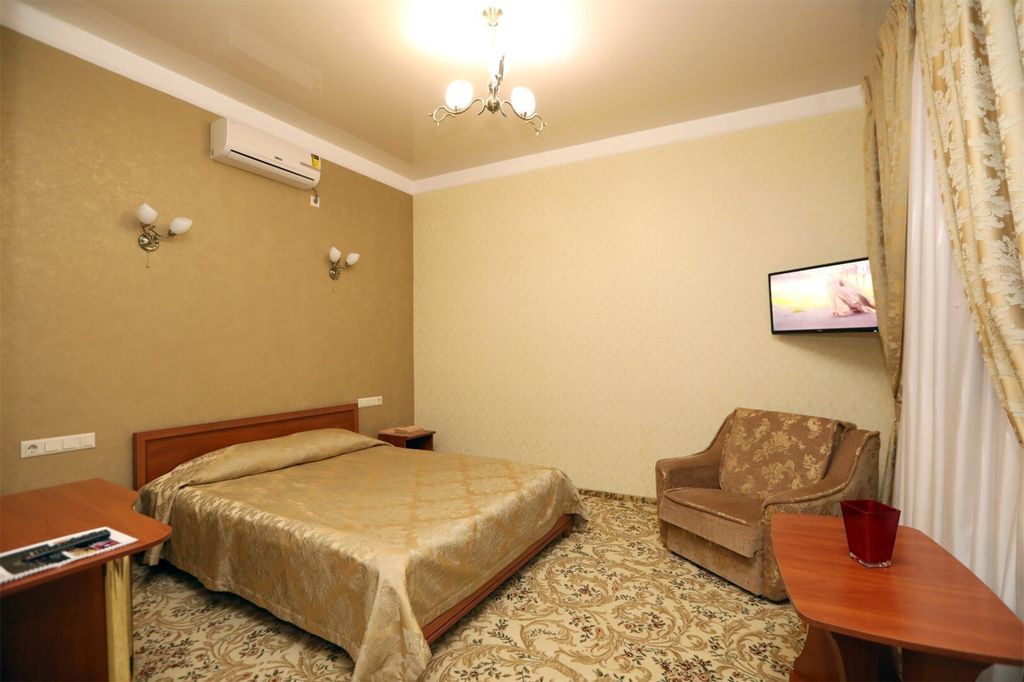 Трёхместный номер стандарт №13