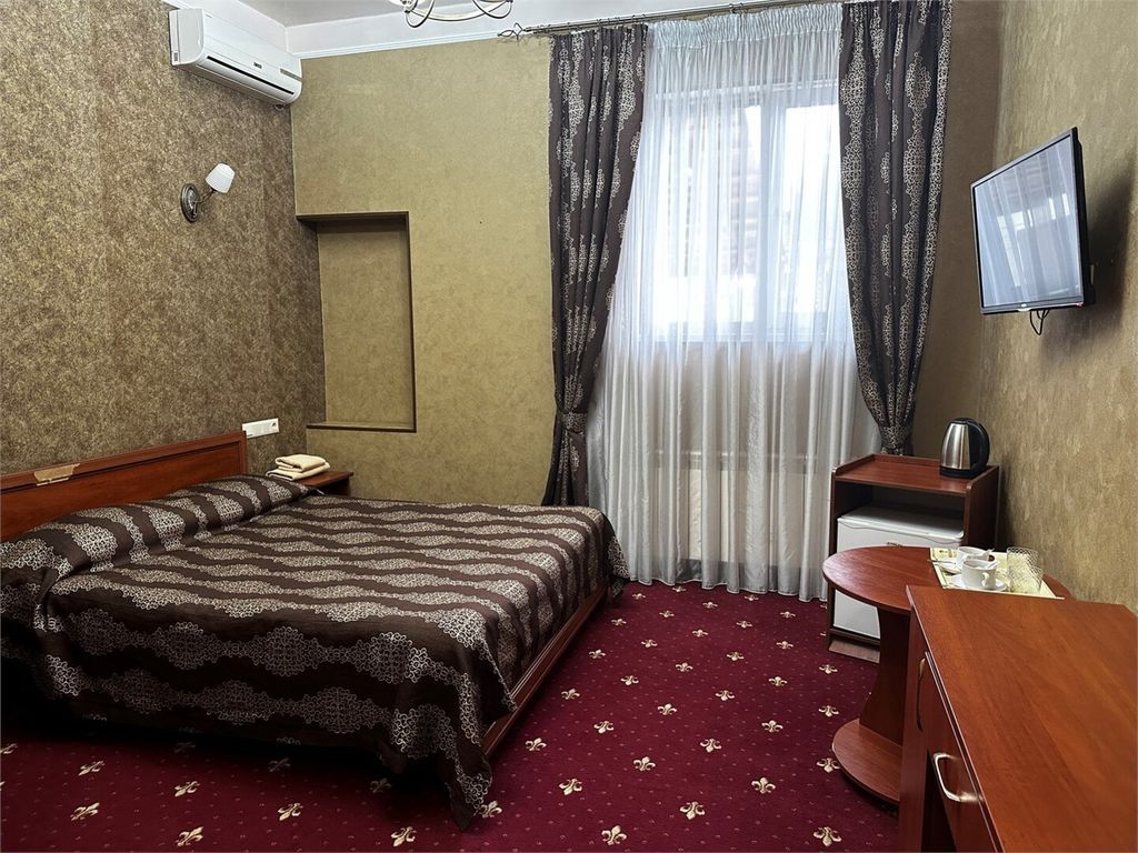 Двухместный номер с 1 кроватью стандарт 16