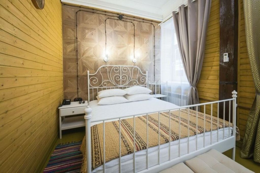 Двухместный номер с 1 кроватью оливковый