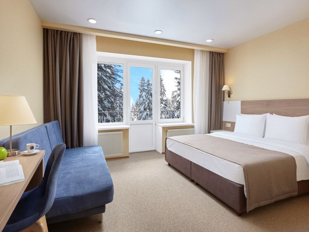 Четырёхместный номер улучшенный стандарт (корпус 5)