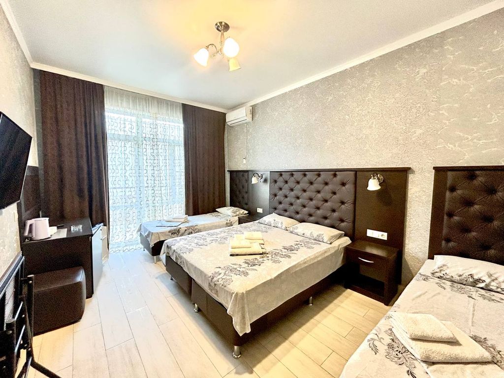 Четырёхместный номер люкс