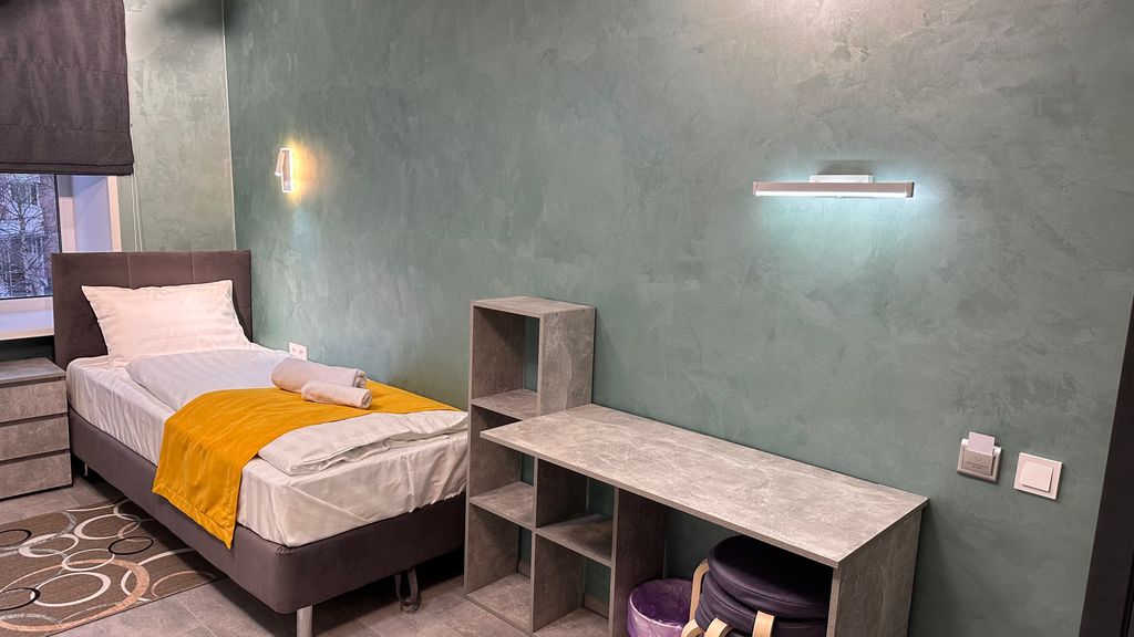 Трёхместный номер пятая категория 3 гостя