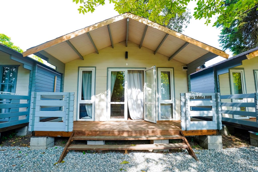 Дом с кухней