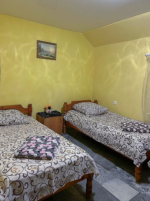 Четырёхместный номер стандарт с раздельными кроватями