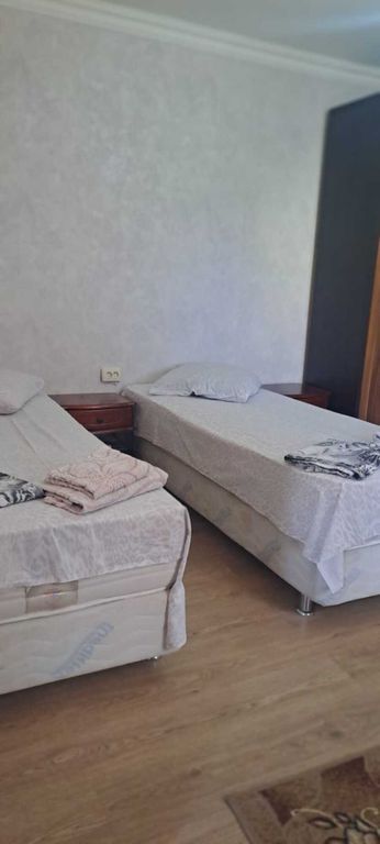 Трёхместный номер эконом №3 первый этаж