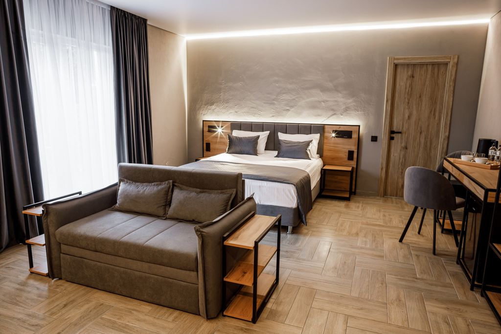 Четырёхместный номер Четырехместный (Улучшенный стандарт с креслом-кроватью, корпус 1)