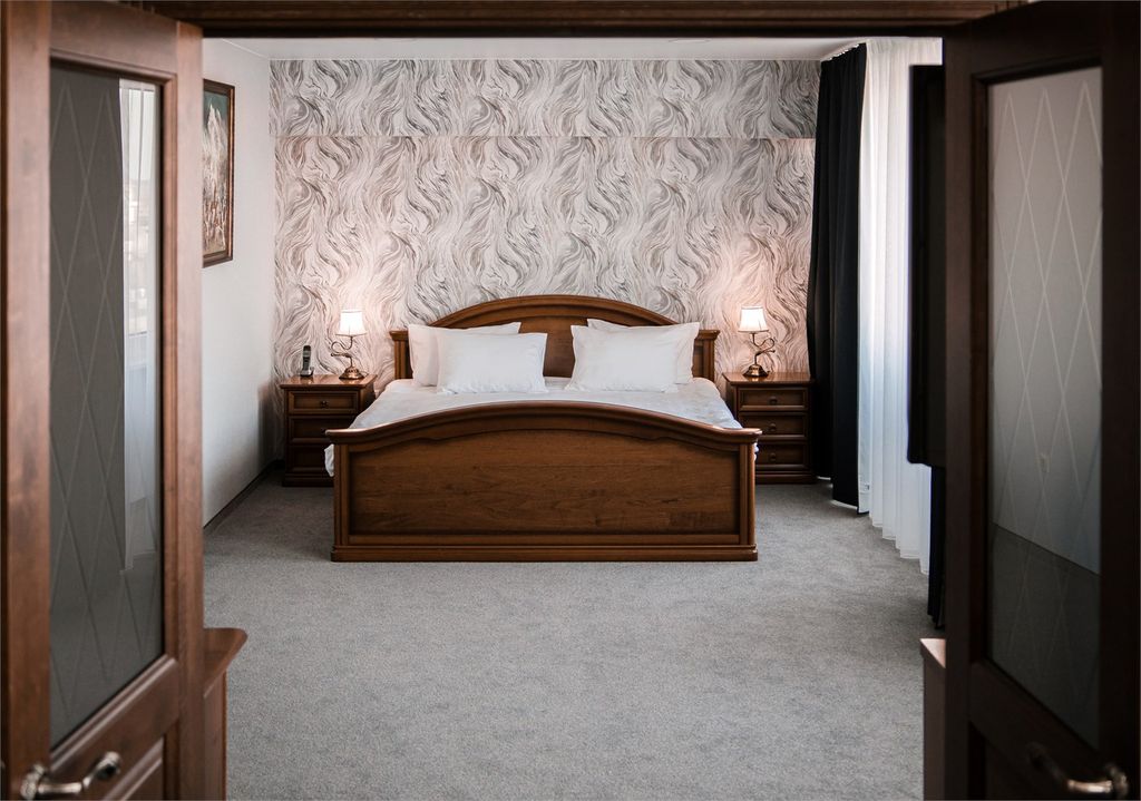 Двухместный номер с 1 кроватью люкс представительский