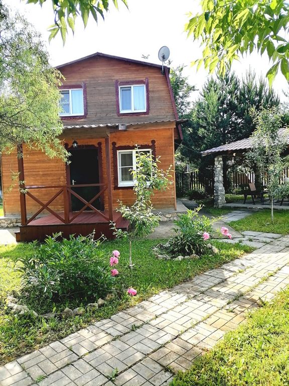 Дом без бани семейный