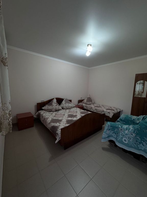 Трёхместный номер стандарт с видом на горы